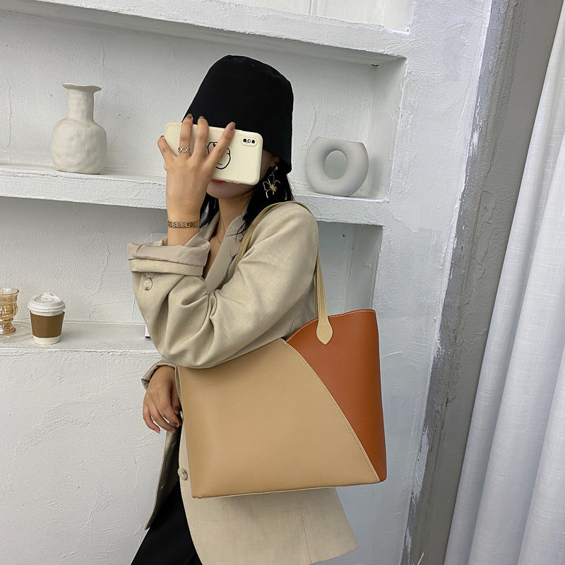 What handbag trends are popular this year?