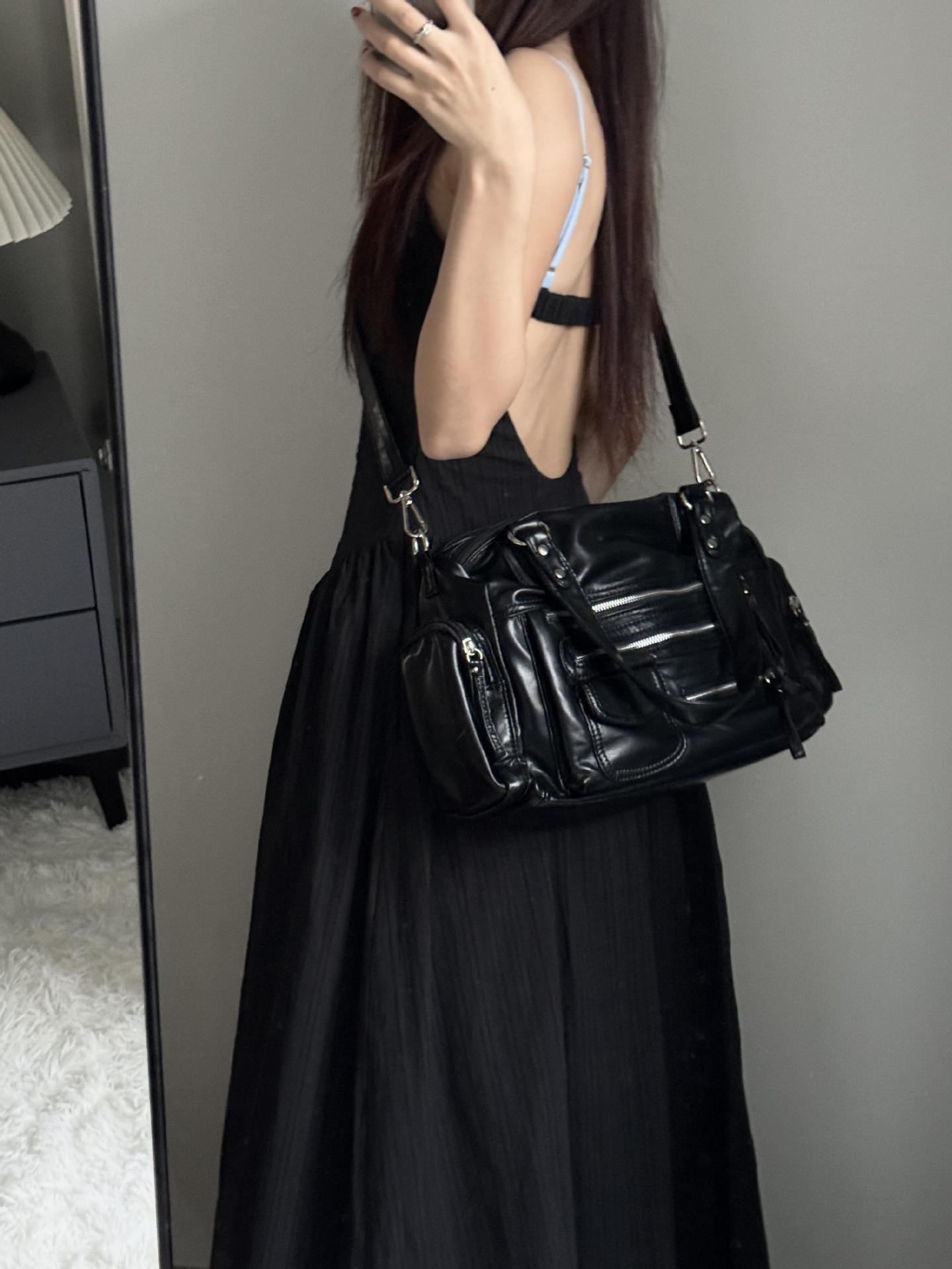  What are the pros and cons of different handbag materials 